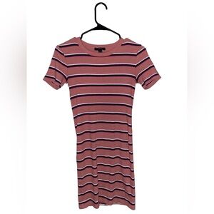 Forever 21 T-Shirt dress